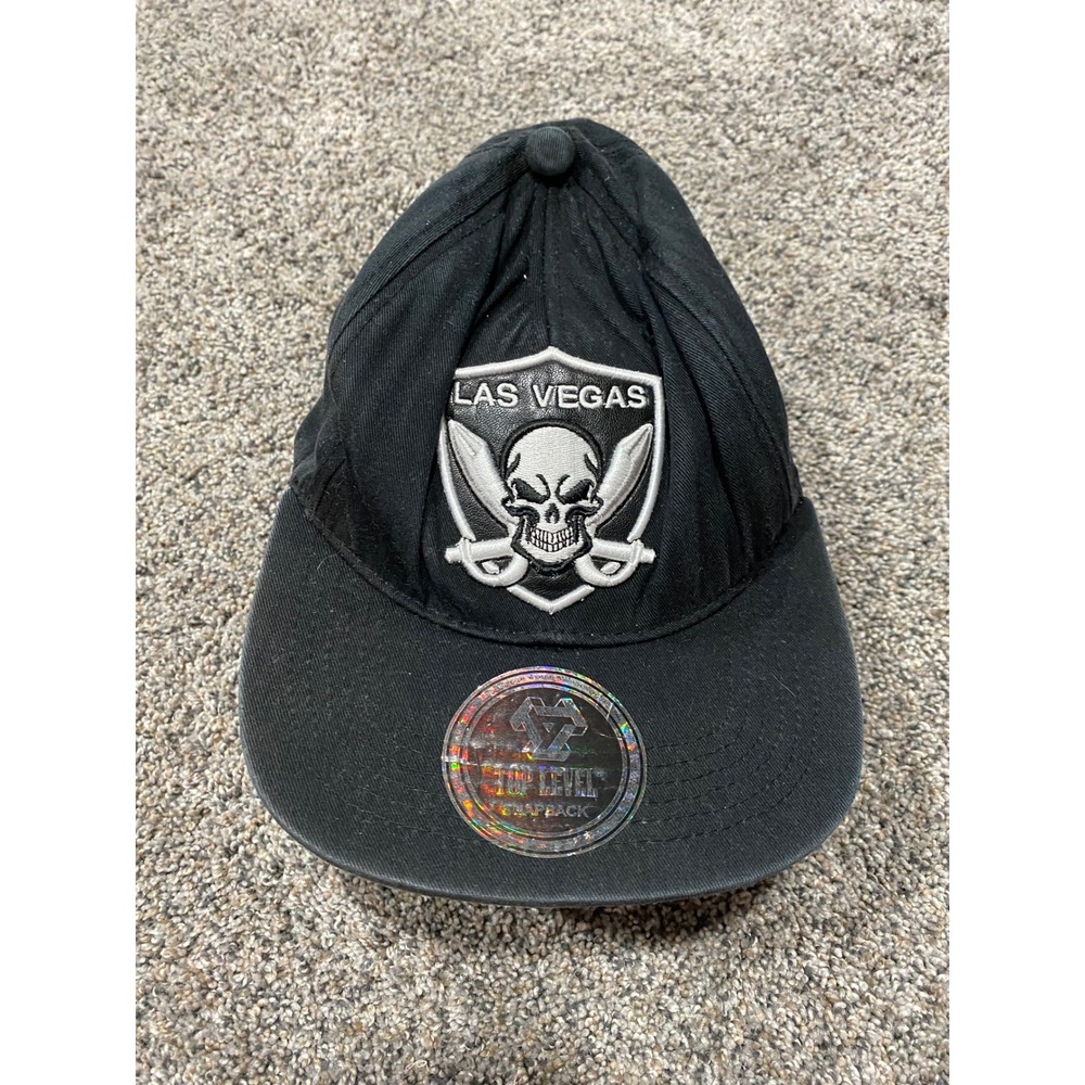 Top Level Snapback Hat Mens OSFM Black Excellent Las‎ Vegas Skull Cross Swords